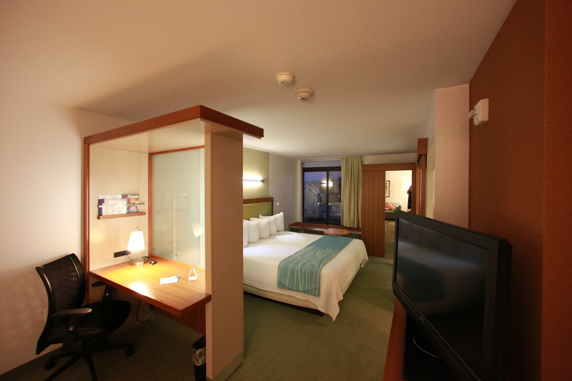 Springhill Suites Kingman Route 66 Екстериор снимка